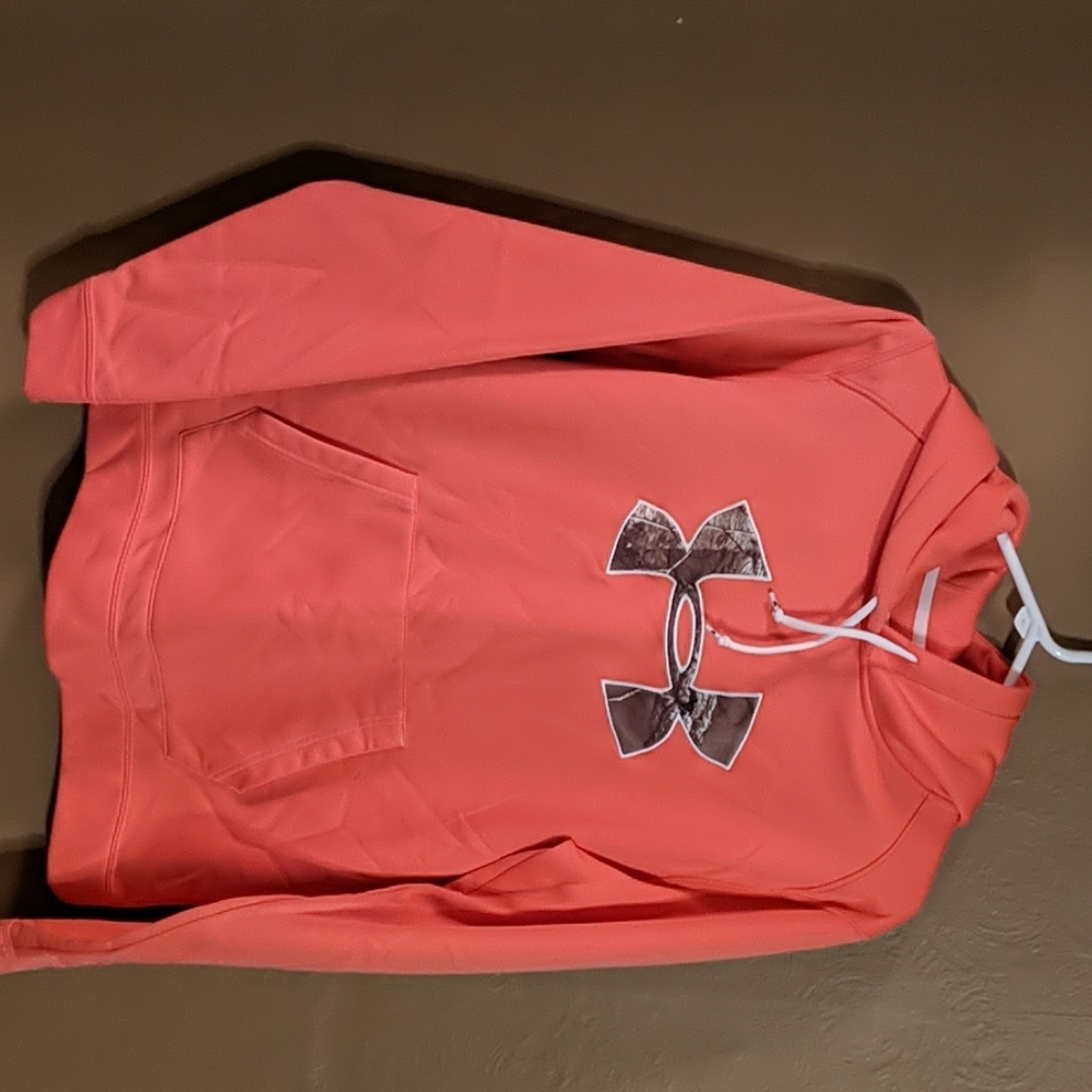Under armor sweatshirt